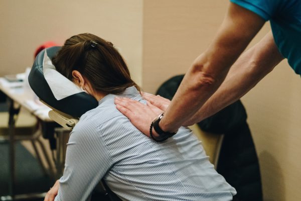 Office Therapy: masaj terapeutic la birou